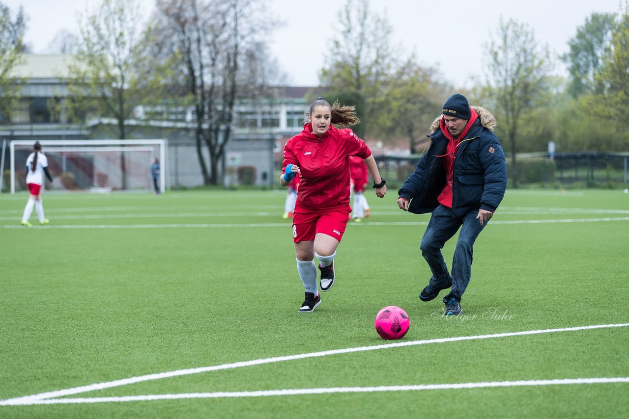 Bild 112 - wBJ SV Wahlstedt - TuS Tensfeld : Ergebnis: 0:0